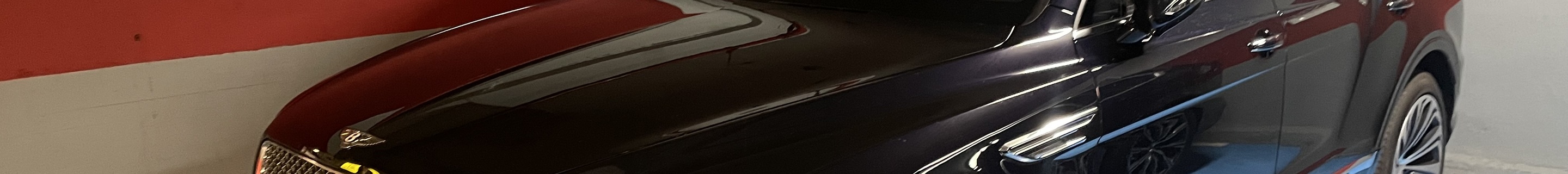 Bentley Bentayga Azure