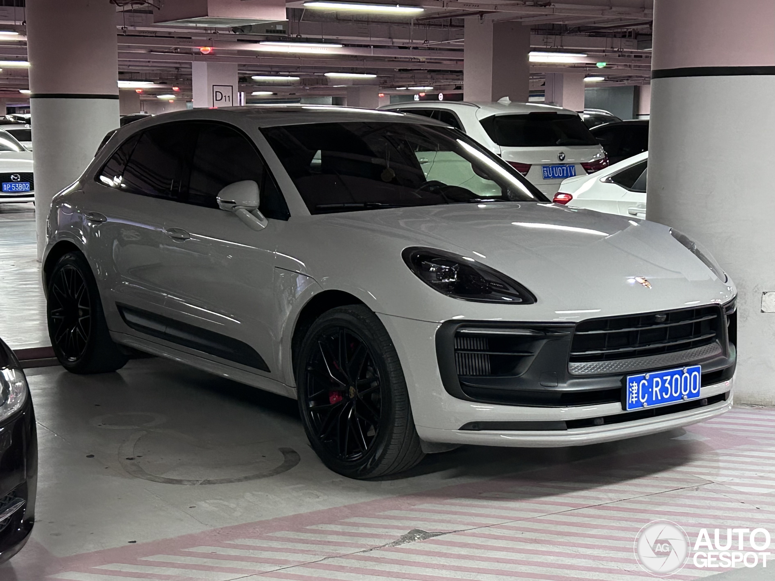 Porsche 95B Macan GTS MkIII