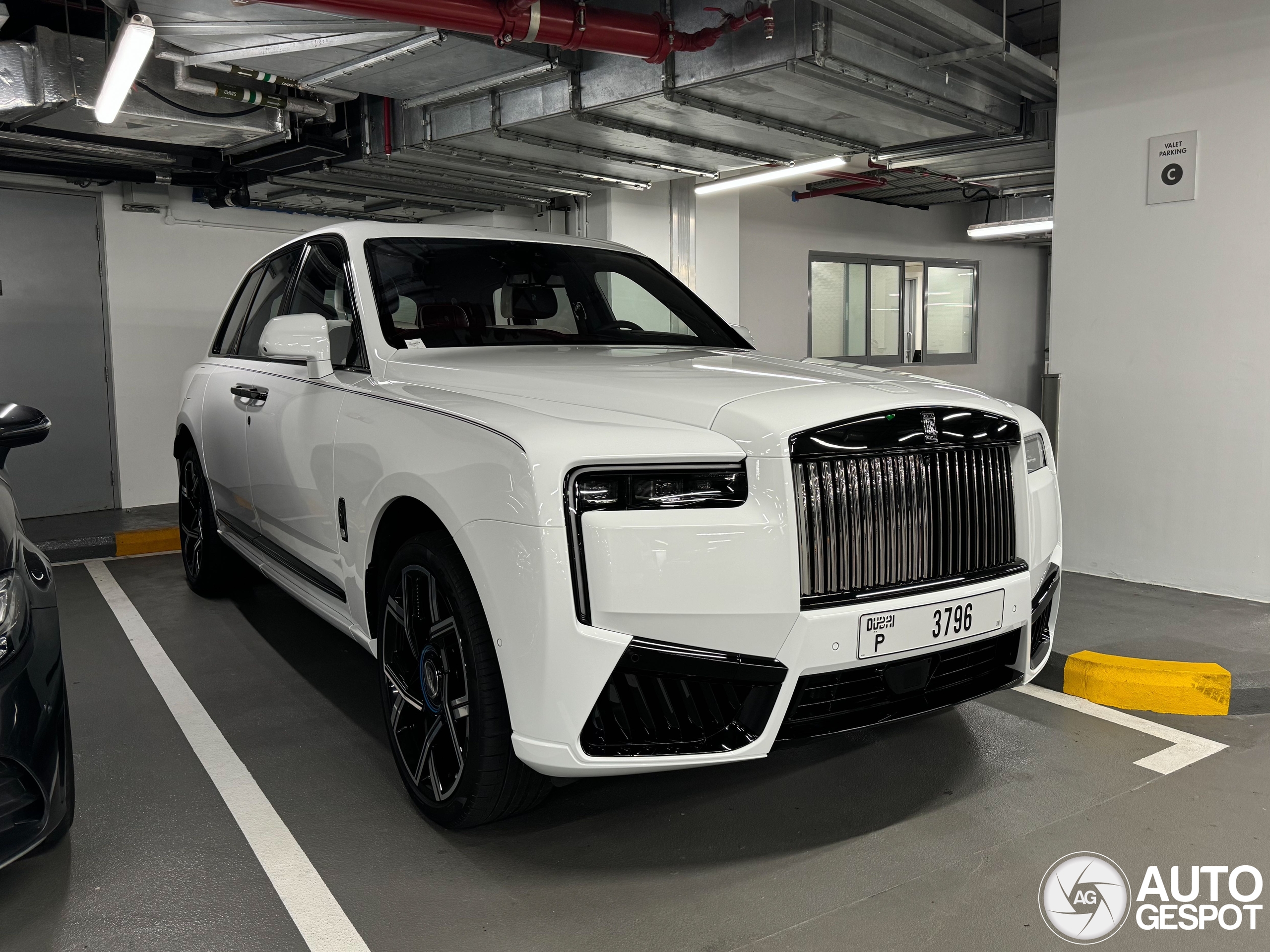 Rolls-Royce Cullinan Black Badge Series II