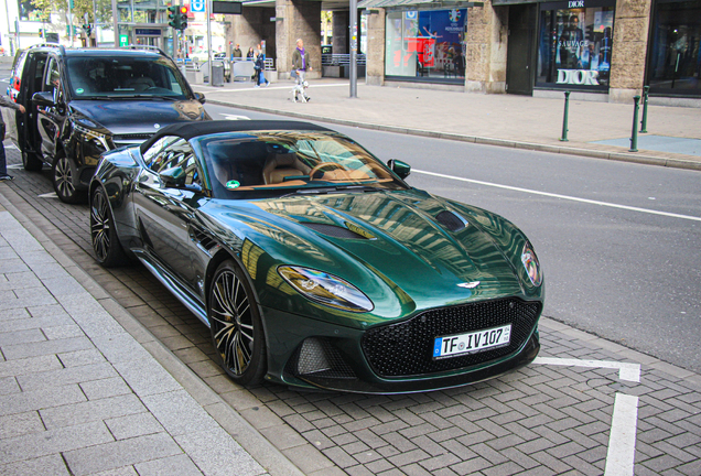 Aston Martin DBS Superleggera Volante