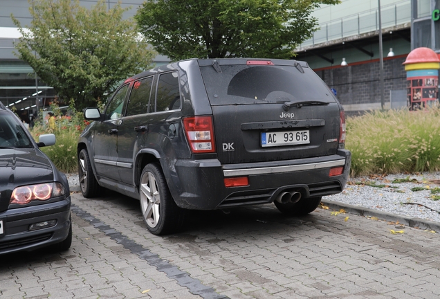 Jeep Grand Cherokee SRT-8 2005