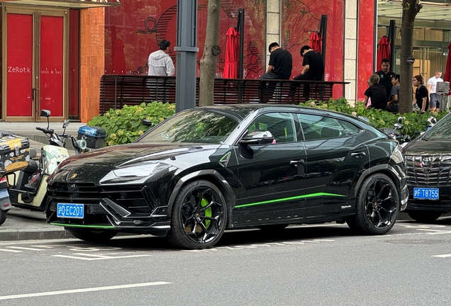 Lamborghini Urus Performante