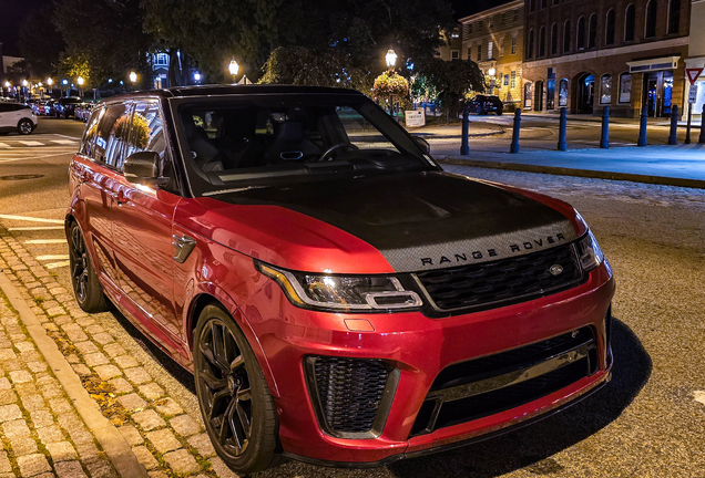 Land Rover Range Rover Sport SVR Carbon Edition