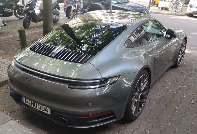 Porsche 992 Carrera 4S