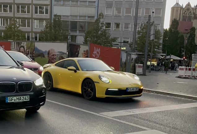 Porsche 992 Carrera S