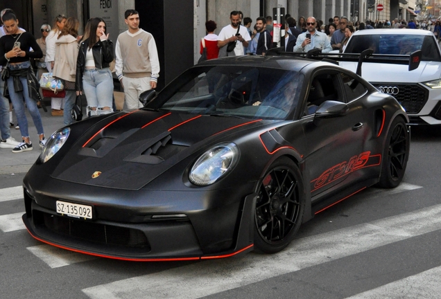 Porsche 992 GT3 RS Weissach Package