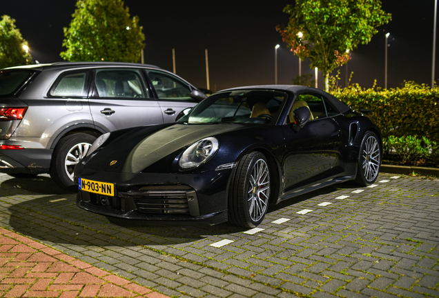 Porsche 992 Turbo Cabriolet