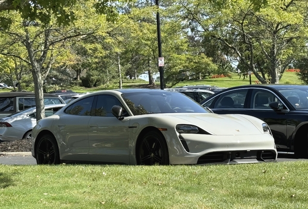 Porsche Taycan Turbo S