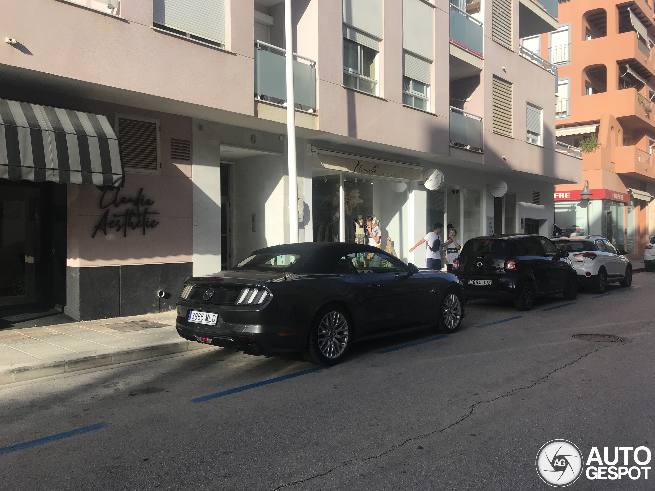 Ford Mustang GT Convertible 2015 06 October 2024 Autogespot