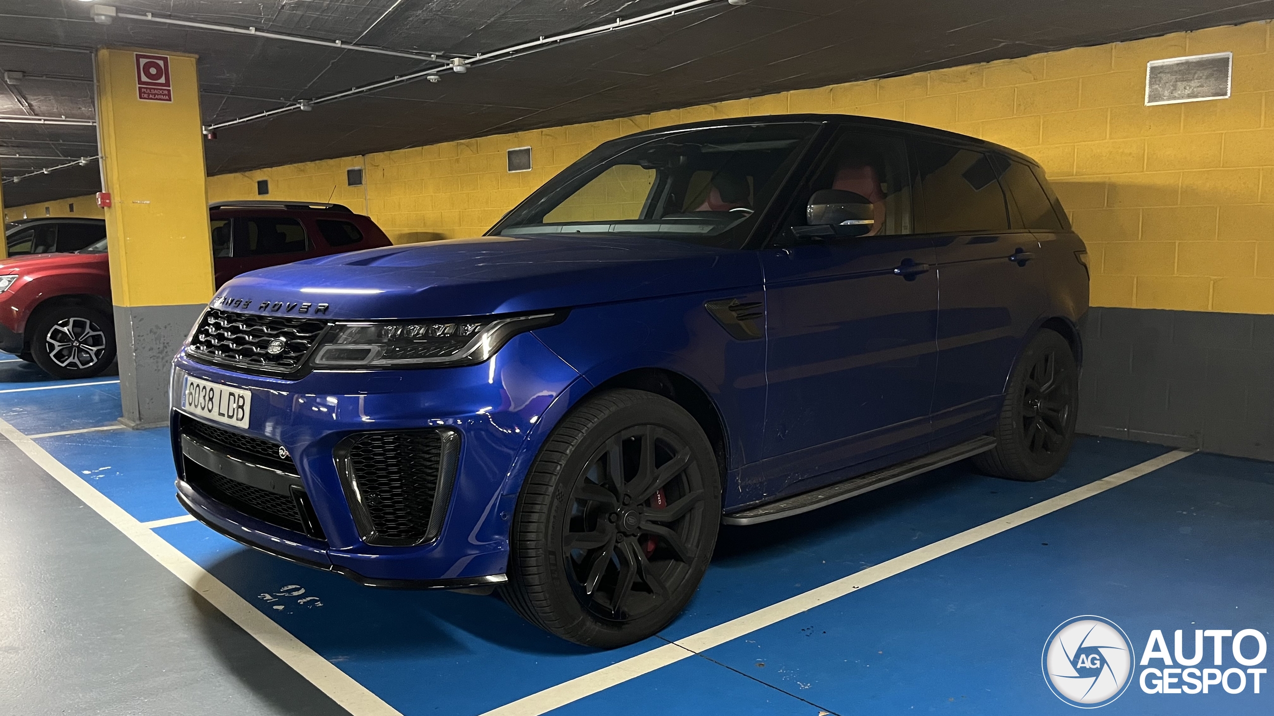 Land Rover Range Rover Sport SVR 2018 - 06 October 2024 - Autogespot