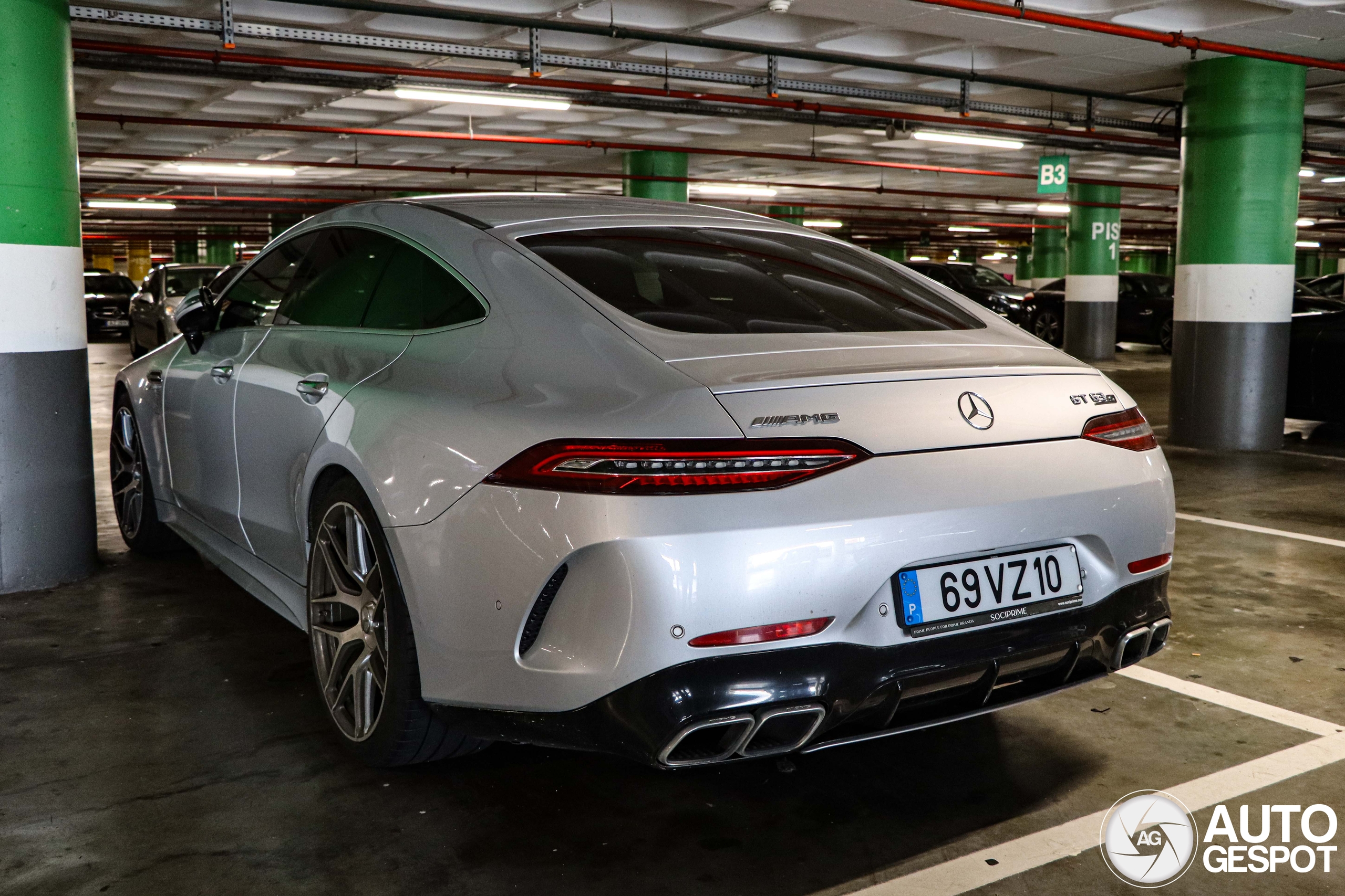Mercedes-AMG GT 63 S X290