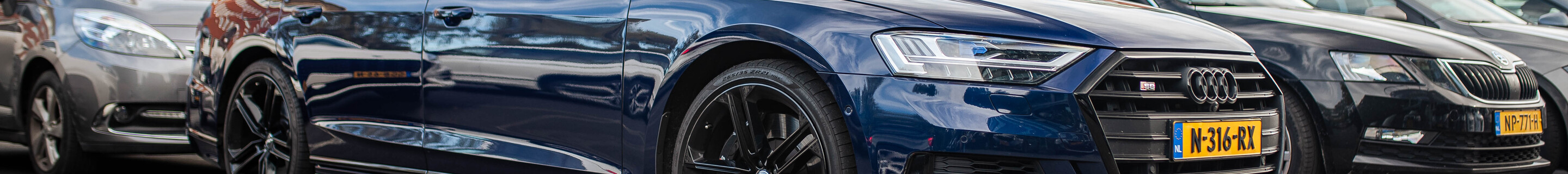 Audi S8 D5