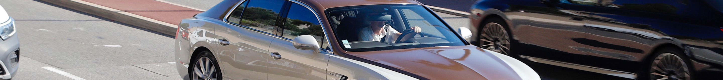 Bentley Flying Spur V8