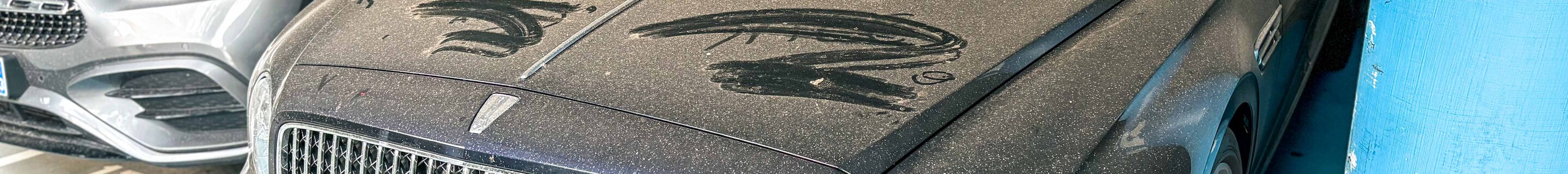 Bentley Flying Spur V8 Azure