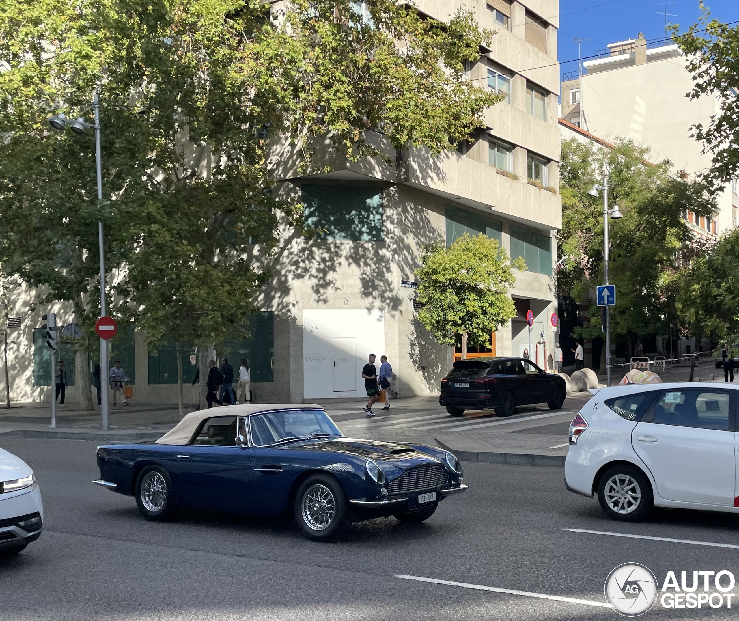 Aston Martin DB6 Short Chassis Volante
