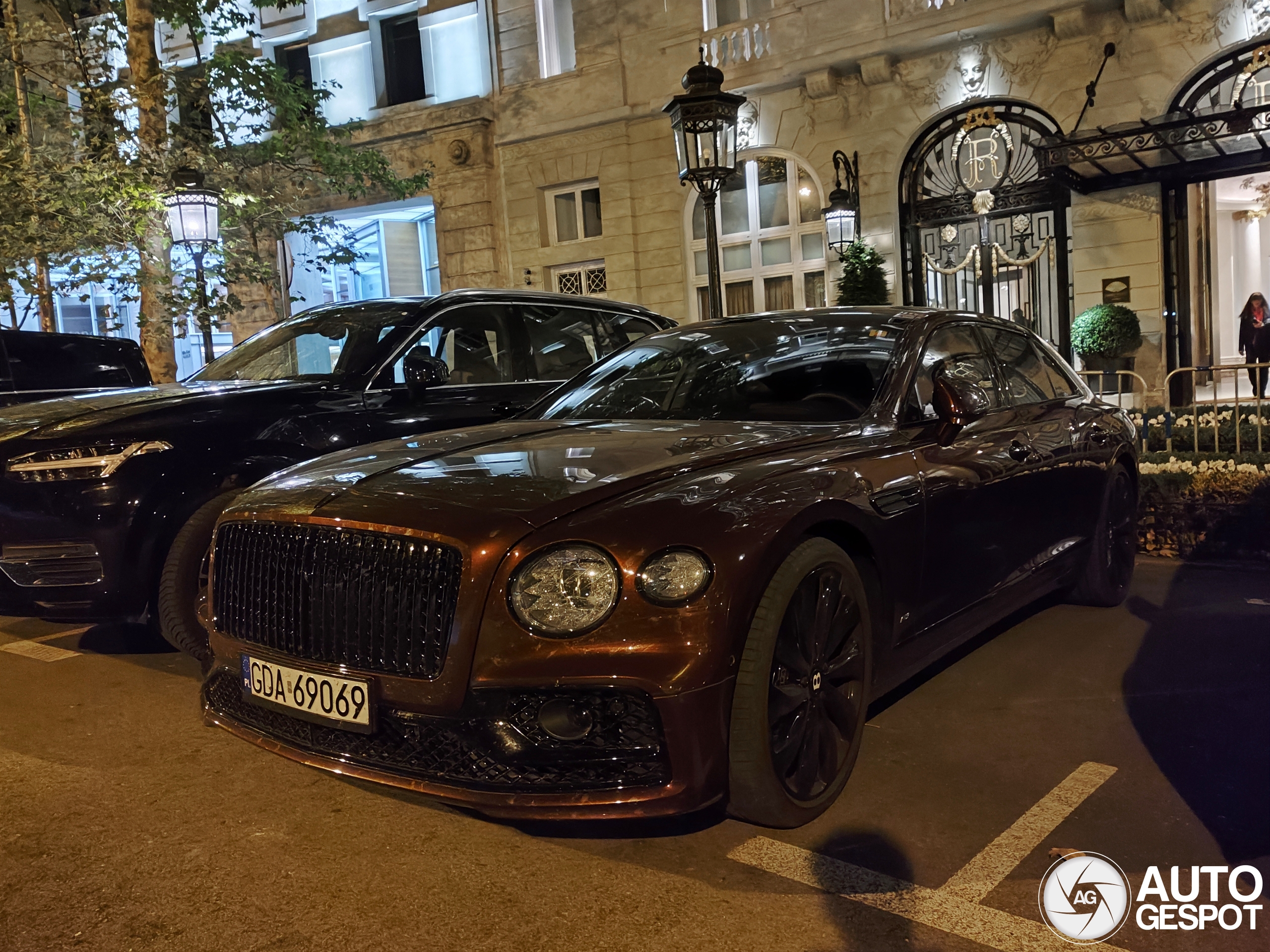 Bentley Flying Spur V8 2021 First Edition