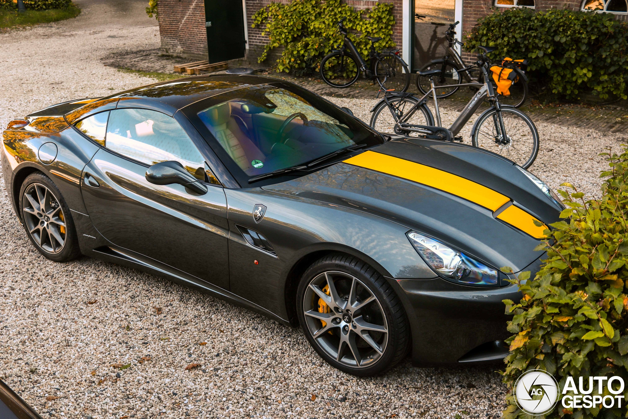 Ferrari California
