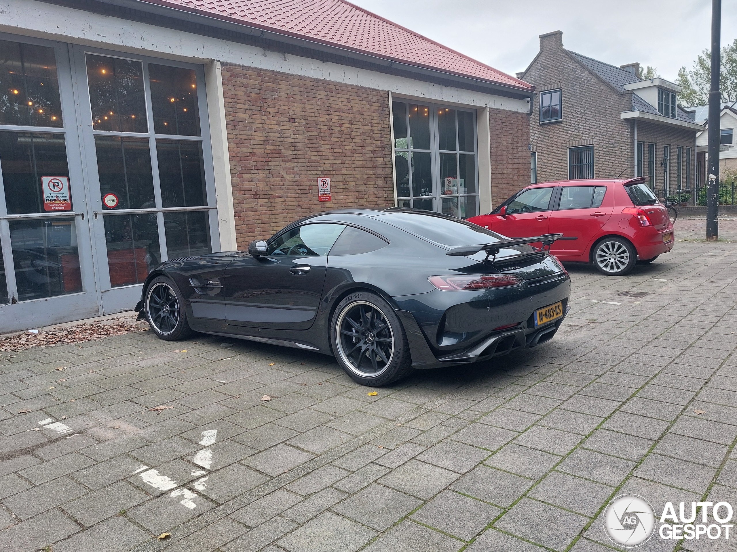 Mercedes-AMG GT R Pro C190