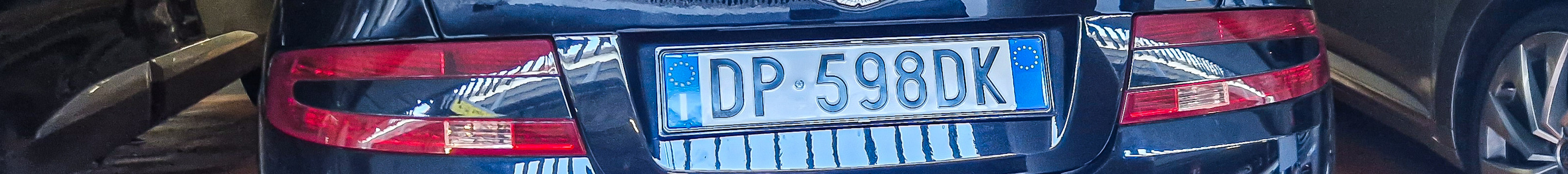 Aston Martin DB9 Volante