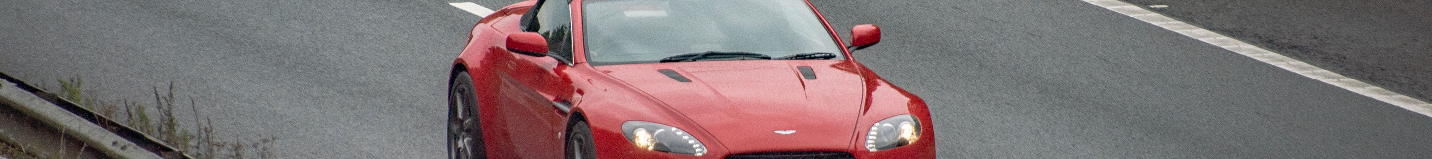 Aston Martin V8 Vantage Roadster