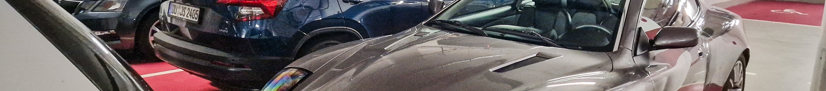 Aston Martin Vanquish