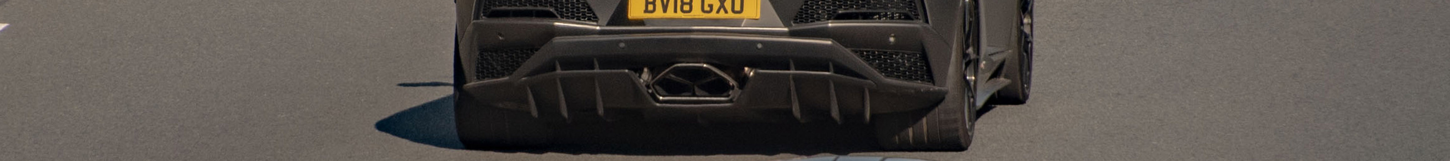 Lamborghini Aventador S LP740-4