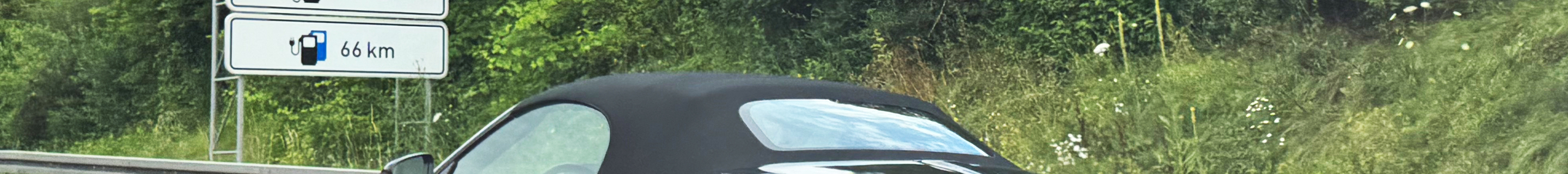 Porsche 718 Boxster EV