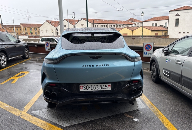 Aston Martin DBX707