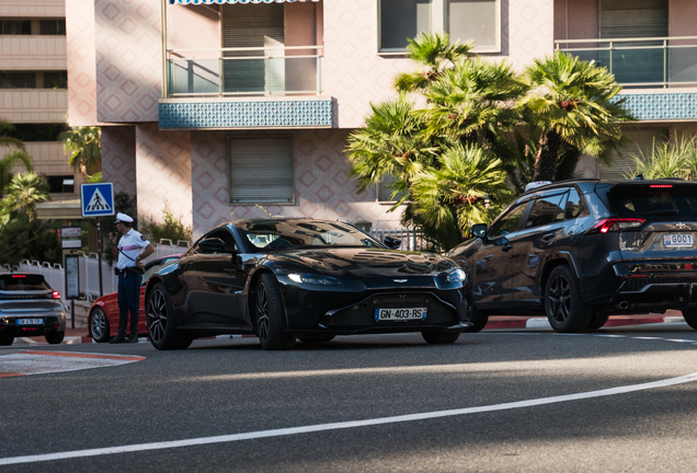 Aston Martin V8 Vantage 2018