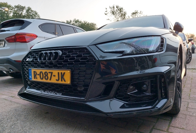 Audi RS4 Avant B9