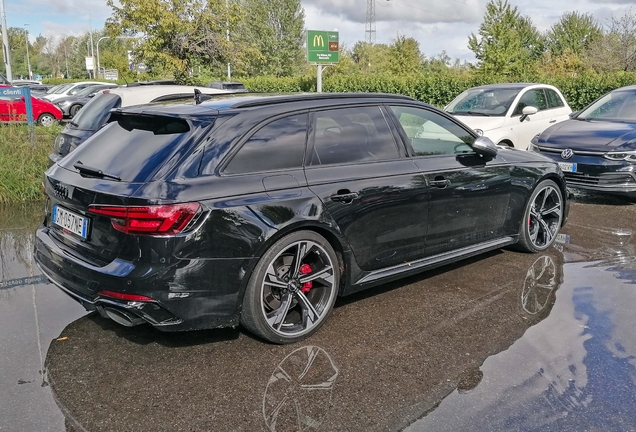 Audi RS4 Avant B9