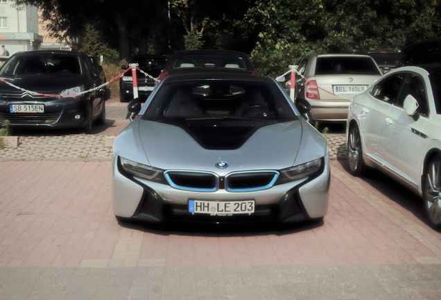 BMW i8