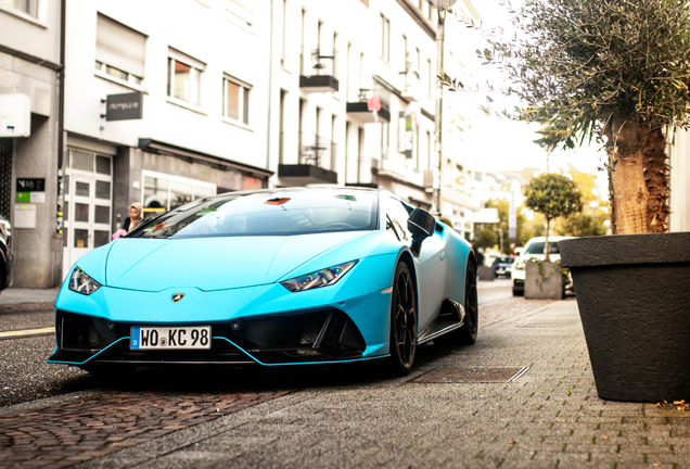 Lamborghini Huracán LP640-4 EVO