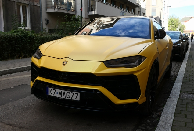 Lamborghini Urus
