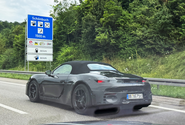 Porsche 718 Boxster EV 2025