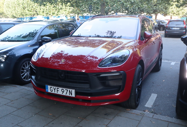 Porsche 95B Macan GTS MkIII