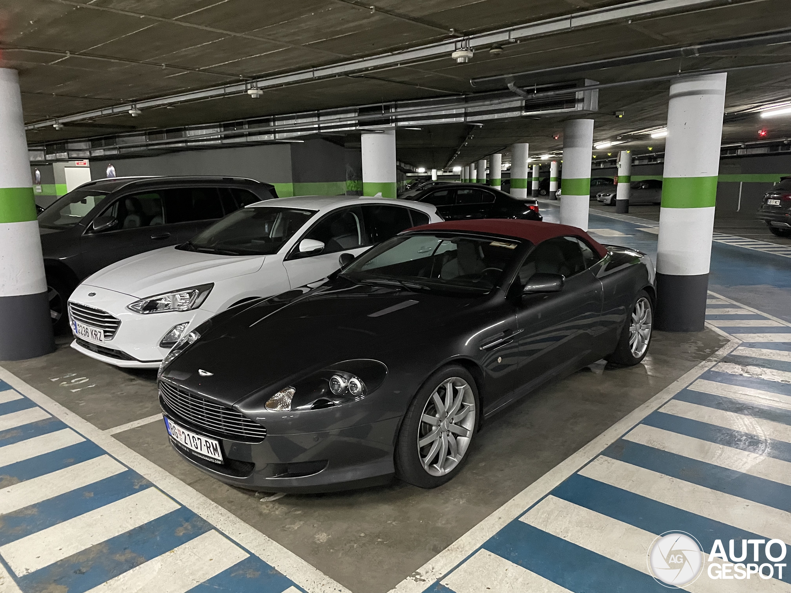 Aston Martin DB9 Volante