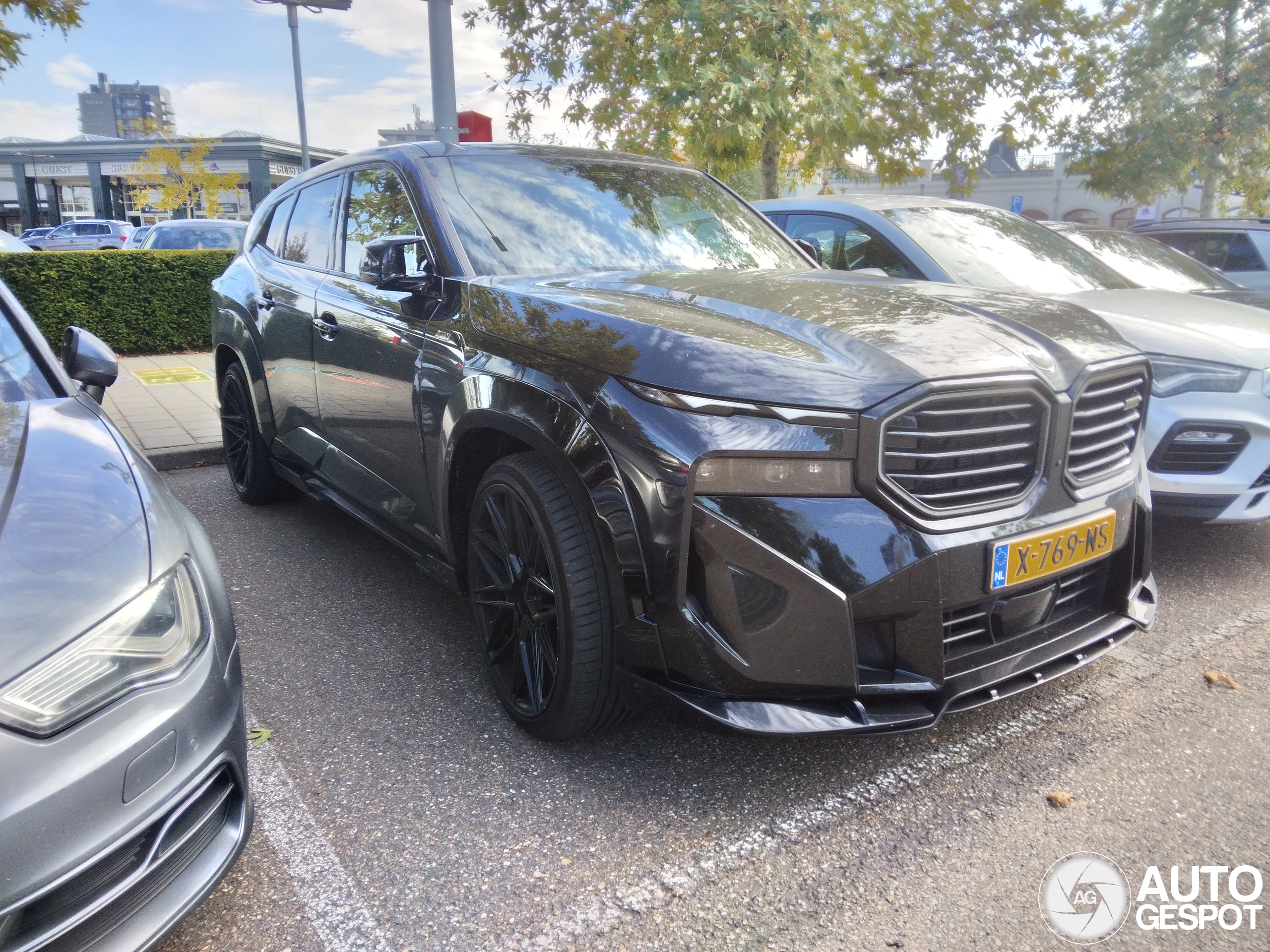 BMW XM G09 Renegade Design