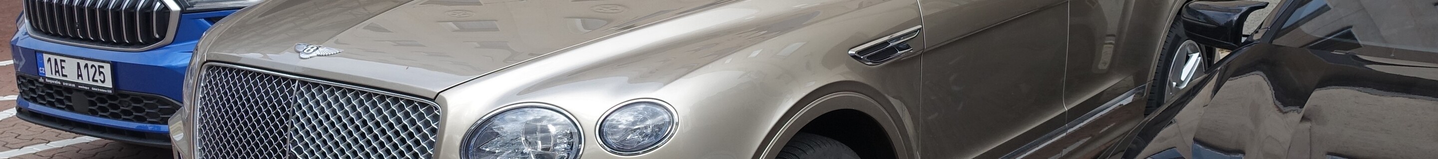 Bentley Bentayga Azure