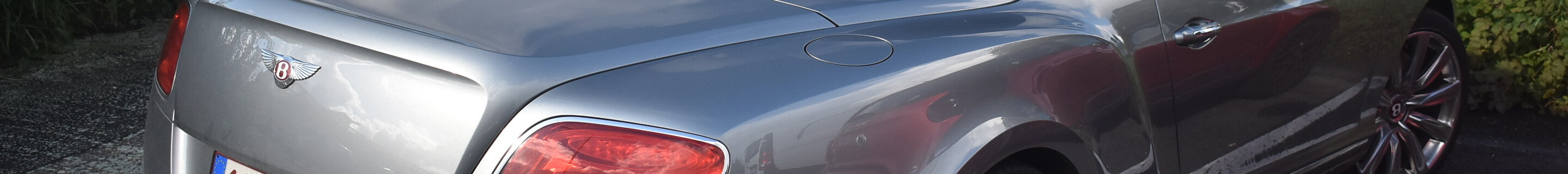 Bentley Continental GTC V8