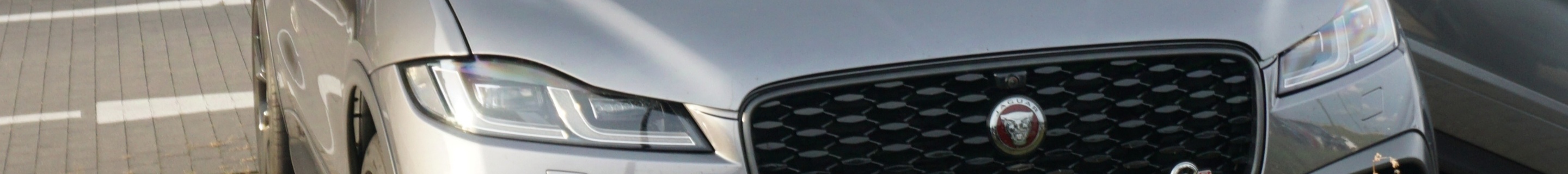 Jaguar F-PACE SVR 2021