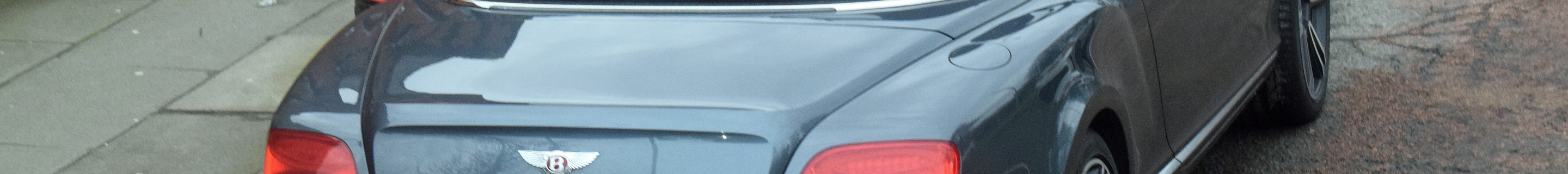 Bentley Continental GTC V8
