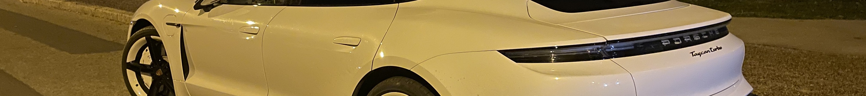 Porsche Taycan Turbo MkI