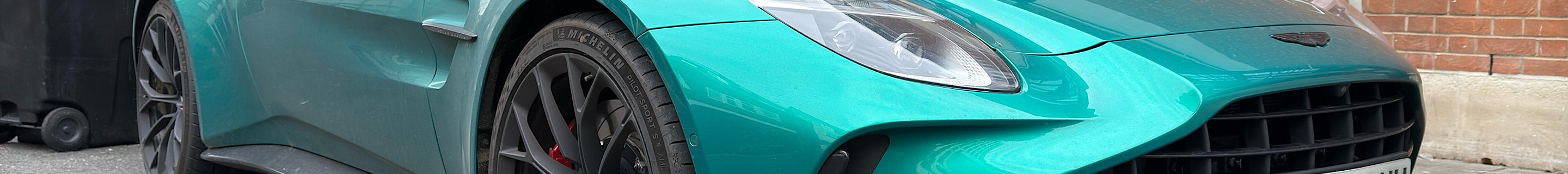 Aston Martin Vantage 2024