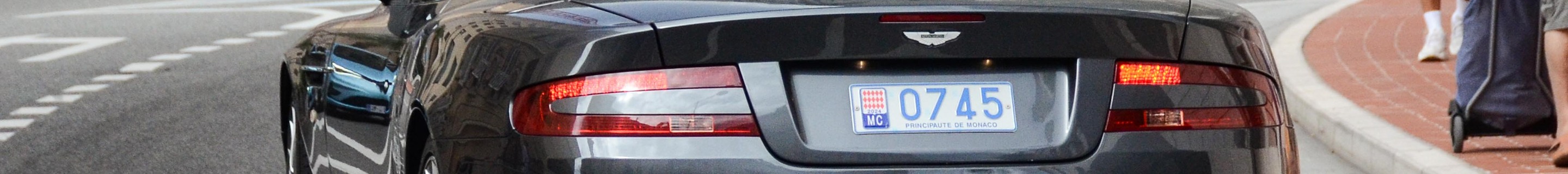 Aston Martin DB9 Volante