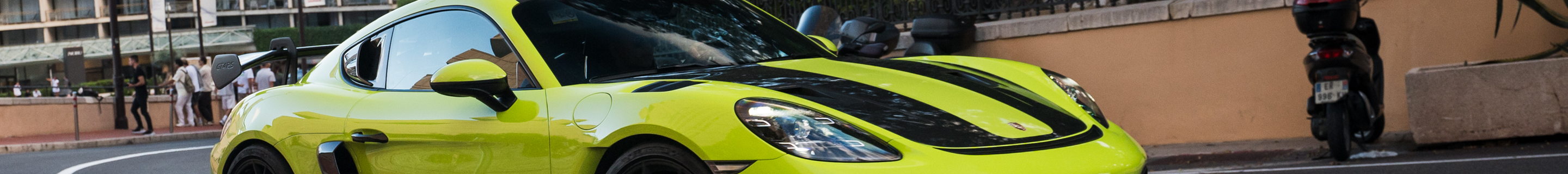 Porsche 718 Cayman GT4 RS Weissach Package