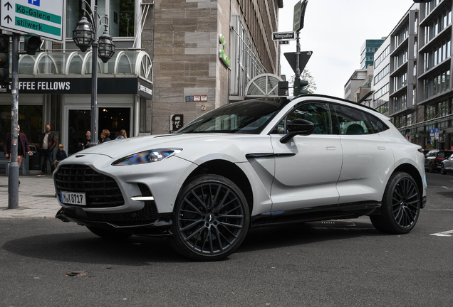 Aston Martin DBX707