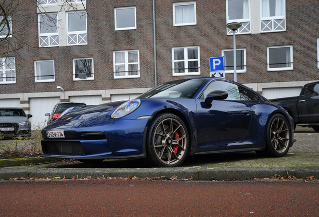 Porsche 992 GT3 Touring