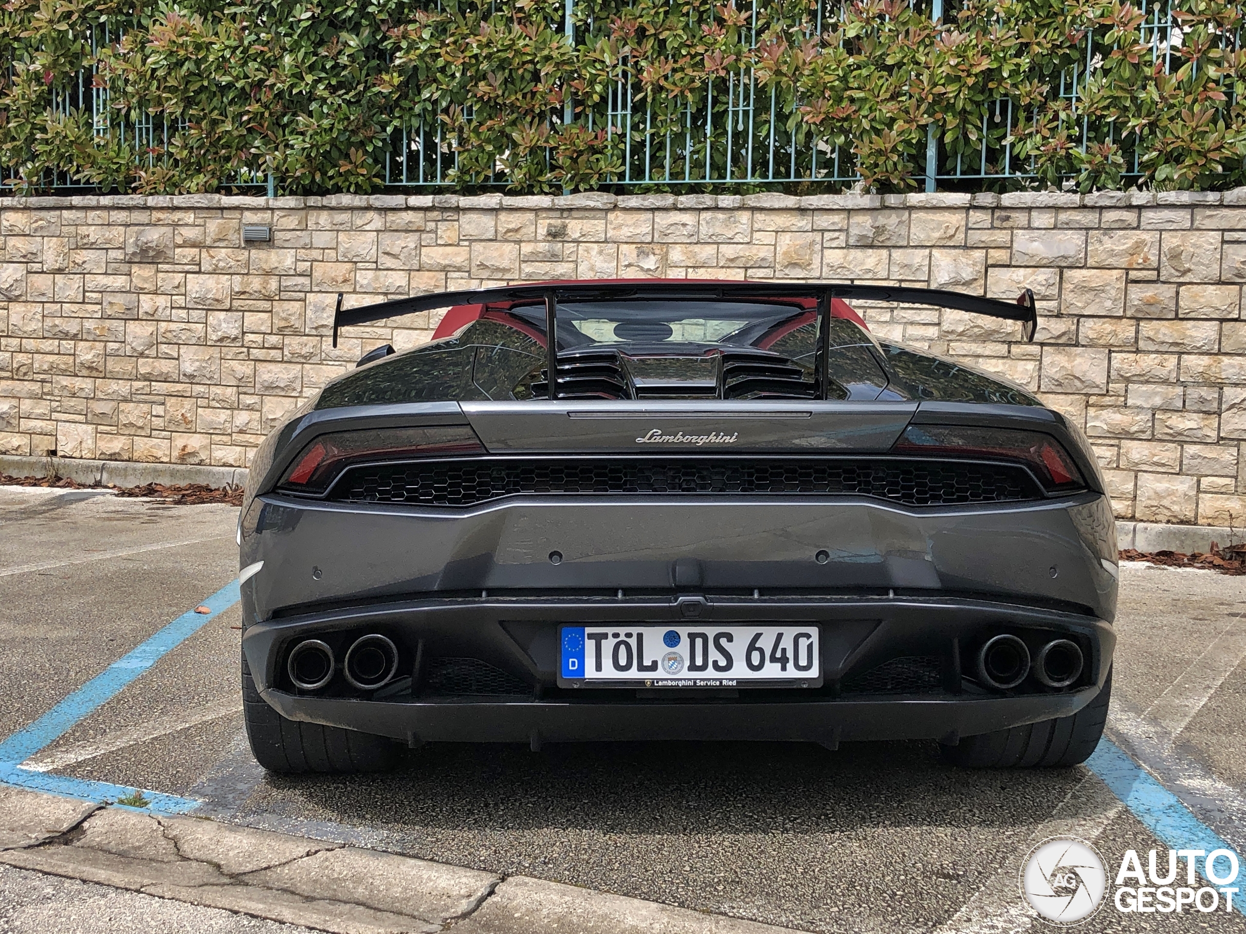 Huracán LP6104 Spyder 16 October 2024 Autogespot