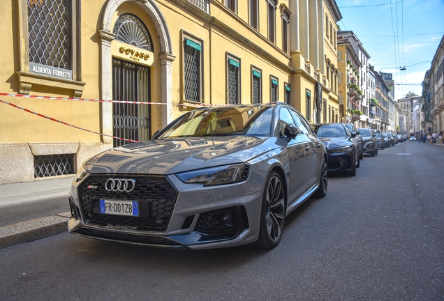 Audi RS4 Avant B9